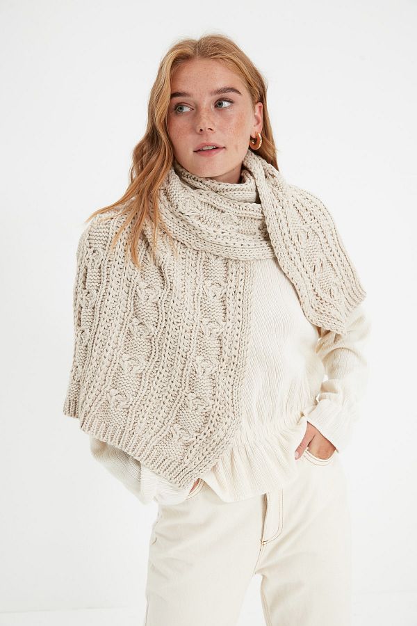 Trendyol Collection-Beiger Strickschal mit Detail TWOAW21AT0018 1