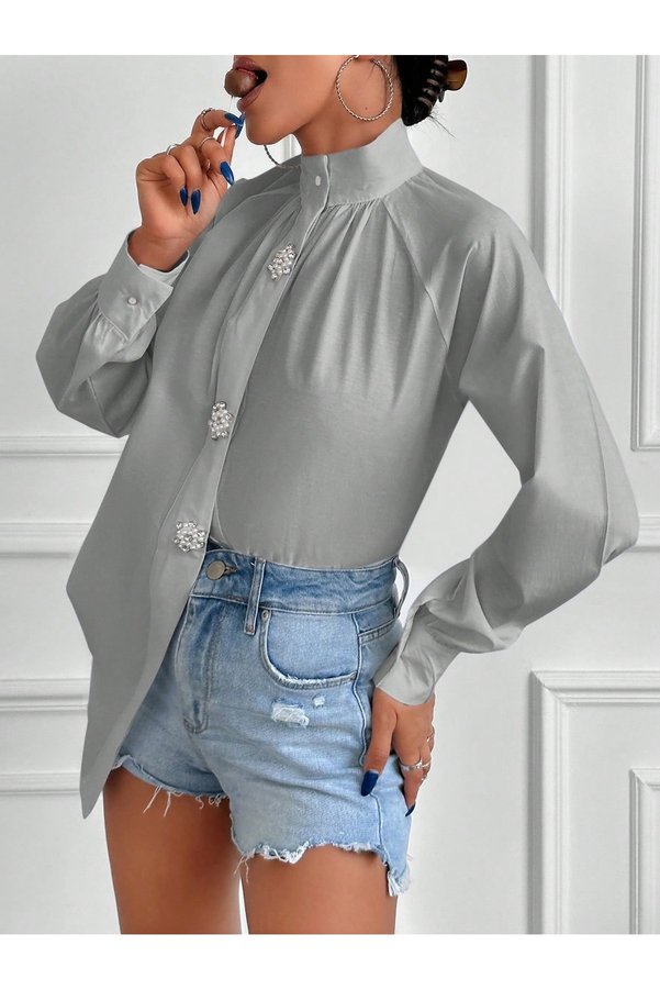 Amorti Women's Snowflake Button-Detail Shirt