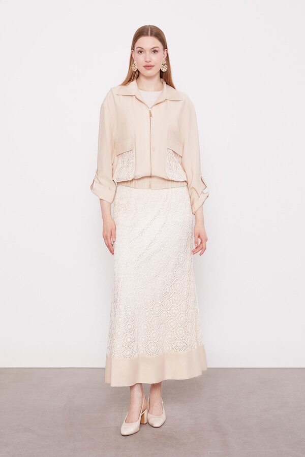 Levidor Beige Floral Lace Skirt Set