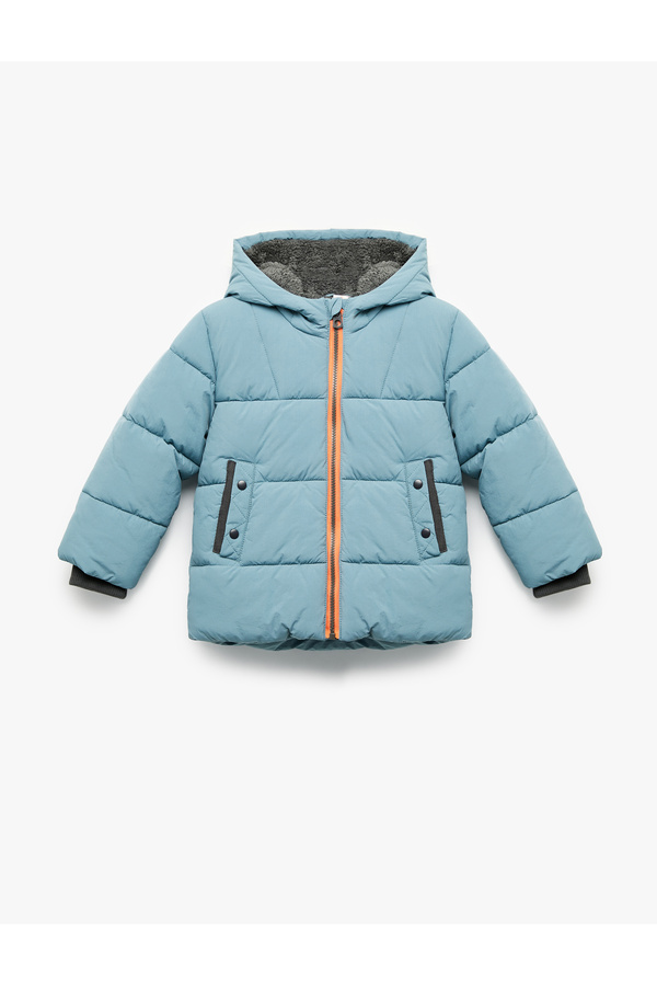 Koton Uzun Kollu Cepli İçi Suni Kürklü Kapşonlu Şişme Mont