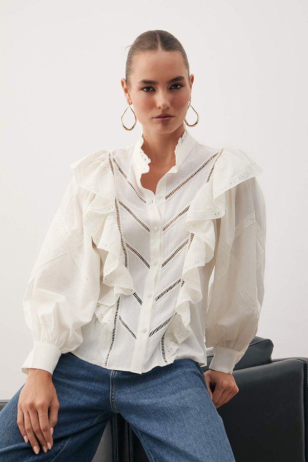 Trendyol Collection Ecru Boho Accessorized Woven Shirt TPRAW22GO1089