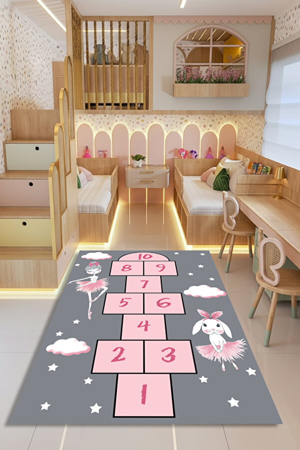 Kessy Home Studio Pompi Kız Bebek Halısı Gri Pembe Sek Sek Oyun Alanlı Kaymaz Tabanlı Yıkanabilir Çocuk Halısı
