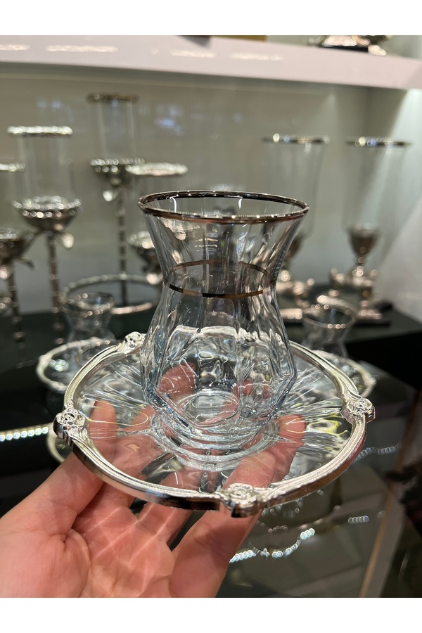 P&ORA PREMIUM KITCHEN PRODUCTS Alya 6 Person Real Silver Gilt and Zamak Tea Set by K.O