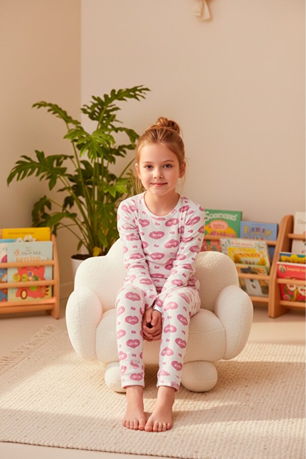LİLA İÇ GİYİM BASKILI RAPORLU İNTERLOK KIZ ÇOCUK PİJAMA TAKIMI