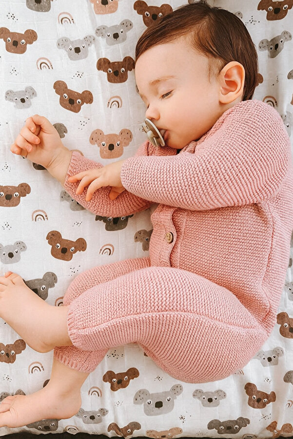 Minora Kışlık Triko Unisex, Coconut Düğmeli, Links Örgü Tarz Bebek Tulumu Pudra