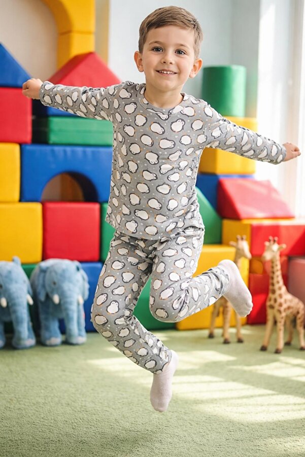 çamaşır bahçesi kendinize iyi bakın Uzun Kollu Desenli Çocuk Pijama Takım #baskılıçocukpijamatakım #çamaşırbahçesi #penguendesenlipijama