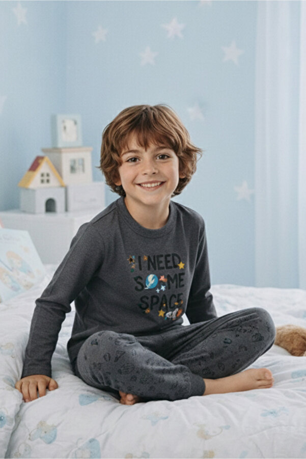 DOFİ Erkek Çocuk Füme Süpersoft Pijama Takımı – Uzay Desenli