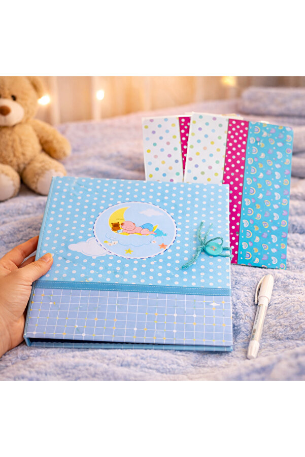 Nobbystar Uykucu Erkek Bebek Anı Defteri ve Fotoğraf Albümü – Beyaz Kalem + 2 Adet Sticker Hediyeli