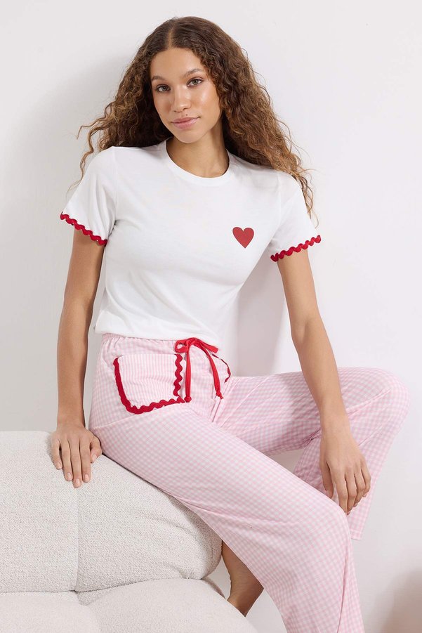 Trendyol Collection White-Pink Cotton Plaid Heart Stripe Detailed Knitted Pajama Set Thmss26Pt00063