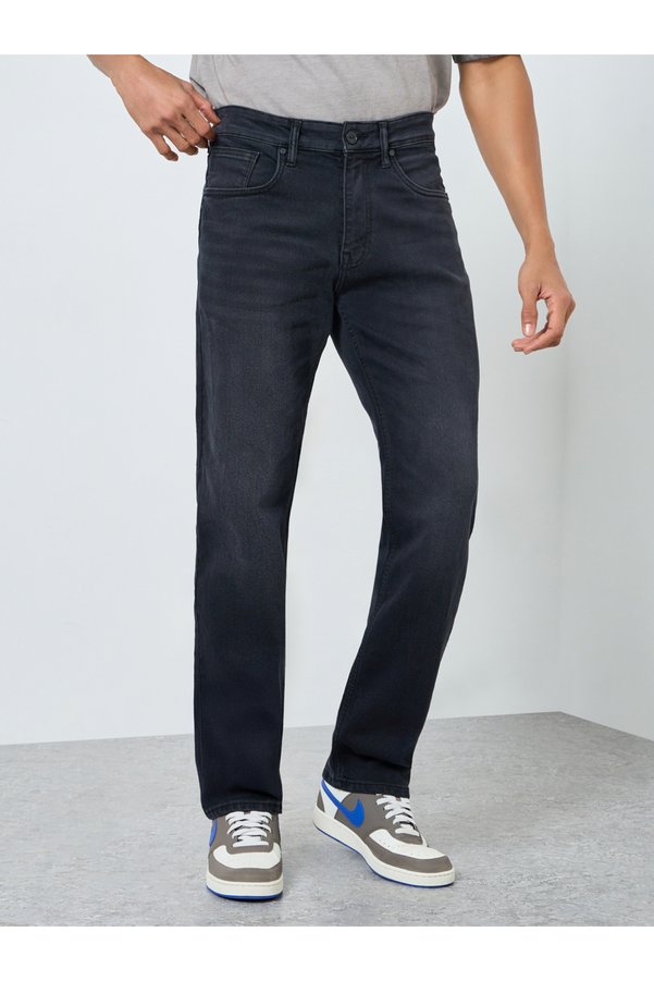 Styli Men Monochrome Washed Relaxed Fit Jeans