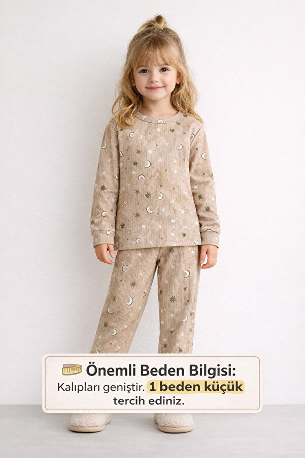 mışıl mışıl kids Kız Çocuk Bej Renkli Ay Dedeli Yıldızlı Pamuklu Pijama Takımı -GENİŞ KALIP