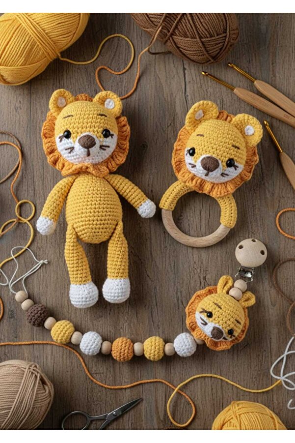 kelebeginruyasihobievi Amigurumi Balkabağı Yeleli Aslan, Çıngırak ve Emzik Zinciri 3'lü Set