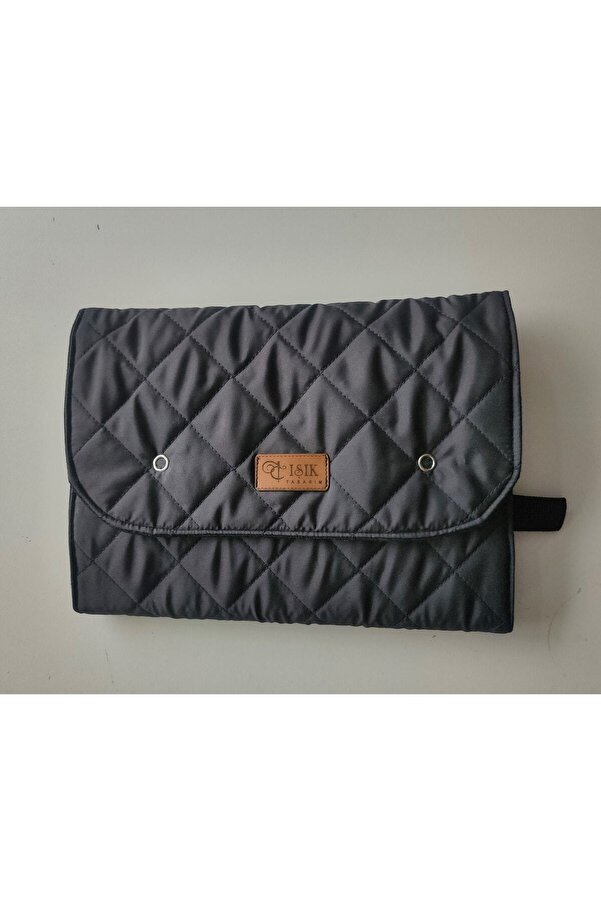 Saatistan Şık ve fonksiyonel kitap ajanda kılıfı, koruma ve taşıma kolaylığı sağlar