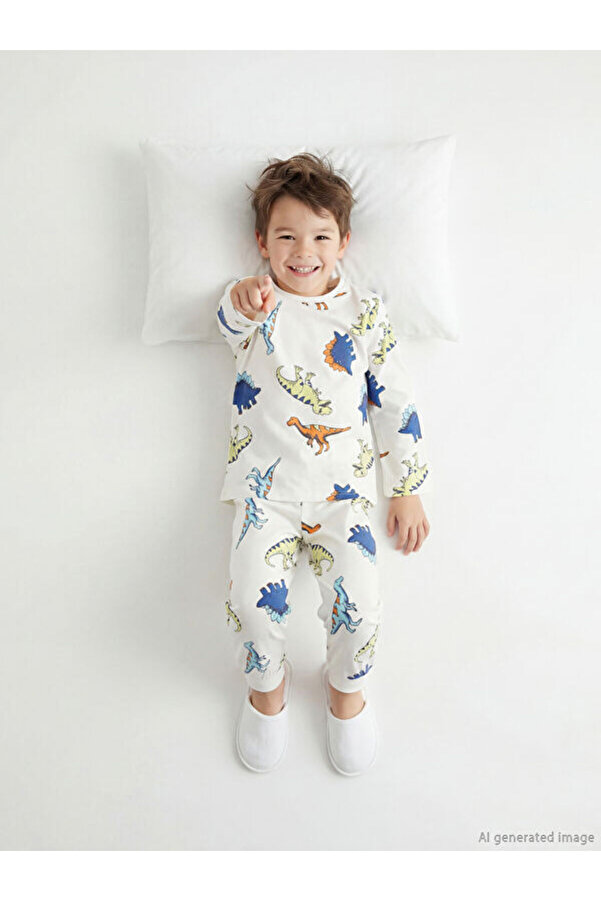 LC Waikiki Freezen Store'dan Eşsiz Ürünler I Baskılı Erkek Çocuk Pijama Takımı