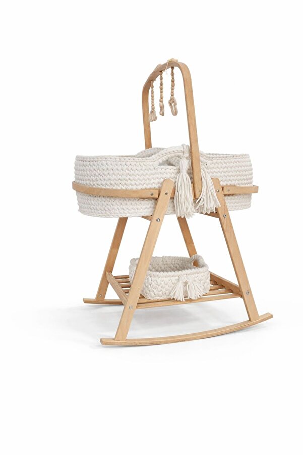 Genel Markalar Naturel Izgaralı Ahşap Çemberli Beşik Standı + Kırık Beyaz Örgü Sepet + Ahşap Oyuncak