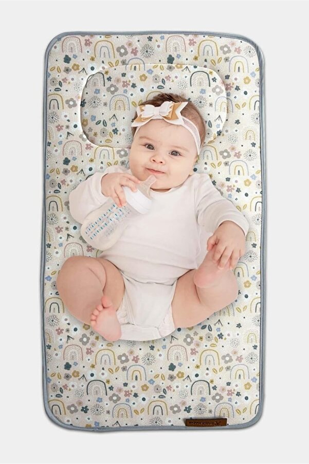 Hype Store Gökkuşağı Desenli Yenidoğan Alt Açma Değiştirme Pedi Minderi Örtüsü