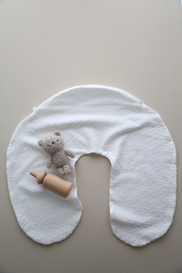 BabyKAR Ponponlu Emzirme Yastığı Kılıfı – Çıkarılabilir %100 Pamuk Müslin Yedek Kılıf Beyaz