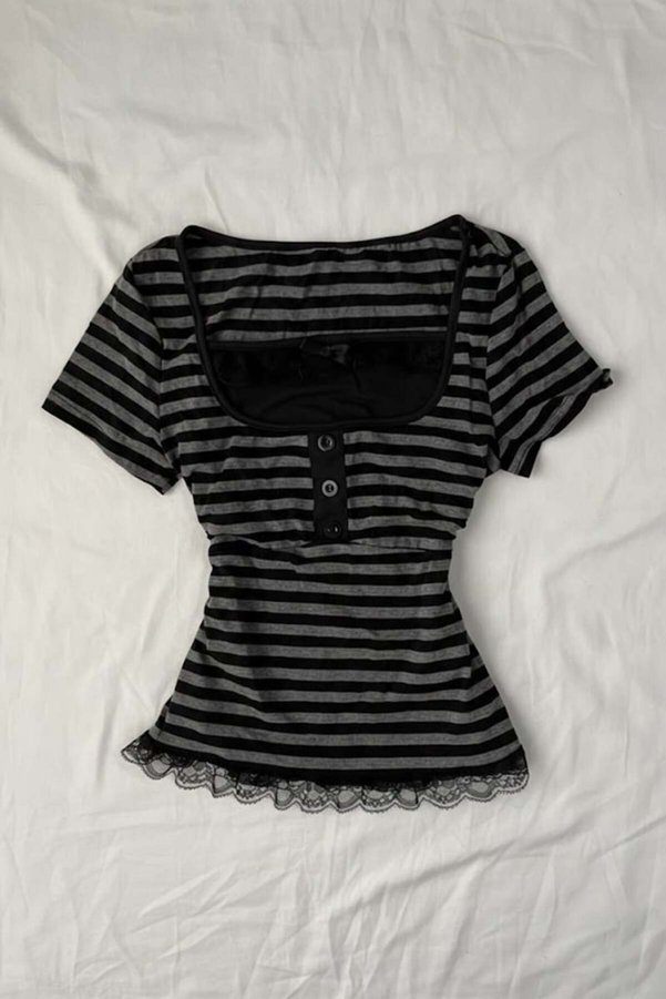ARS Butik Striped Button Lace Collar Detail Vintage Y2K Short Sleeve Cropped Body