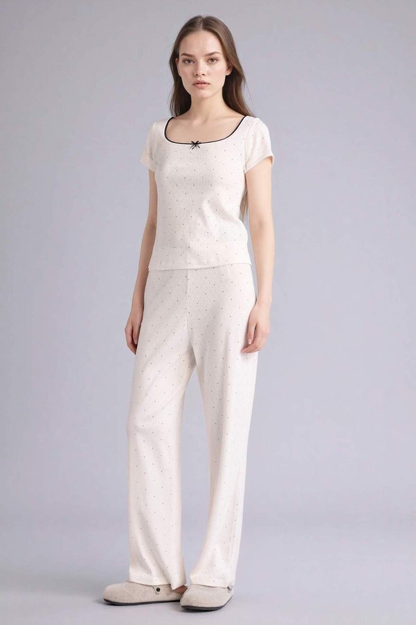 Defacto 100% Cotton Regular Fit Short Sleeve 2-Piece Ecru Pajama Set G3119Ax26Sp