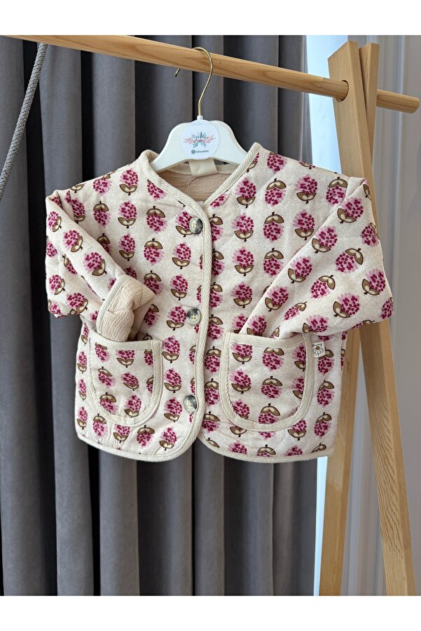 Baby Aden BabyAden çiçek desenli çift cepli önden düğmeli mevsimlik kapitone kız bebek çocuk ceket