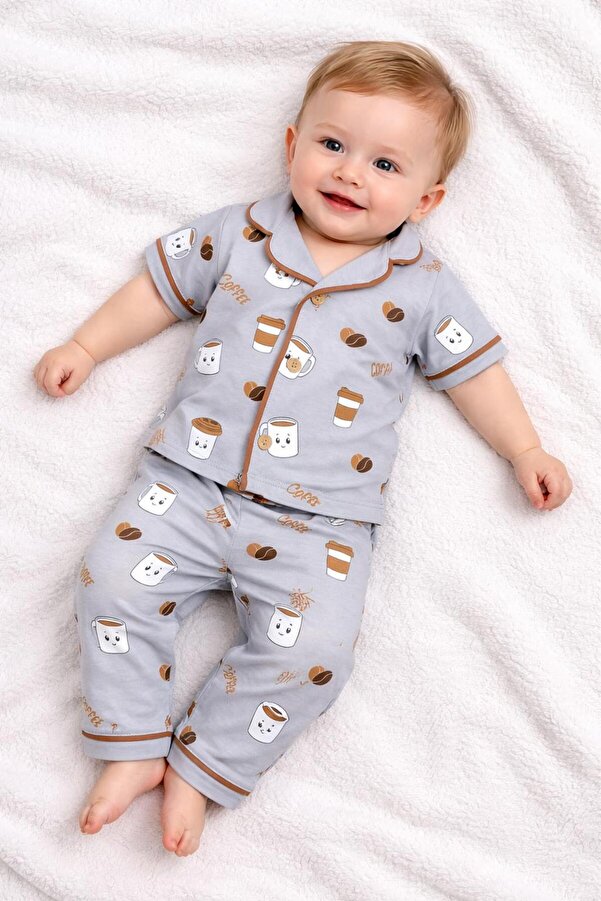 derin baby %100 Pamuk Kısa Kollu Düğmeli Yazlık Kız Erkek Kahve Coffe Desenli Tarz Bebek Çocuk Pijama Takımı