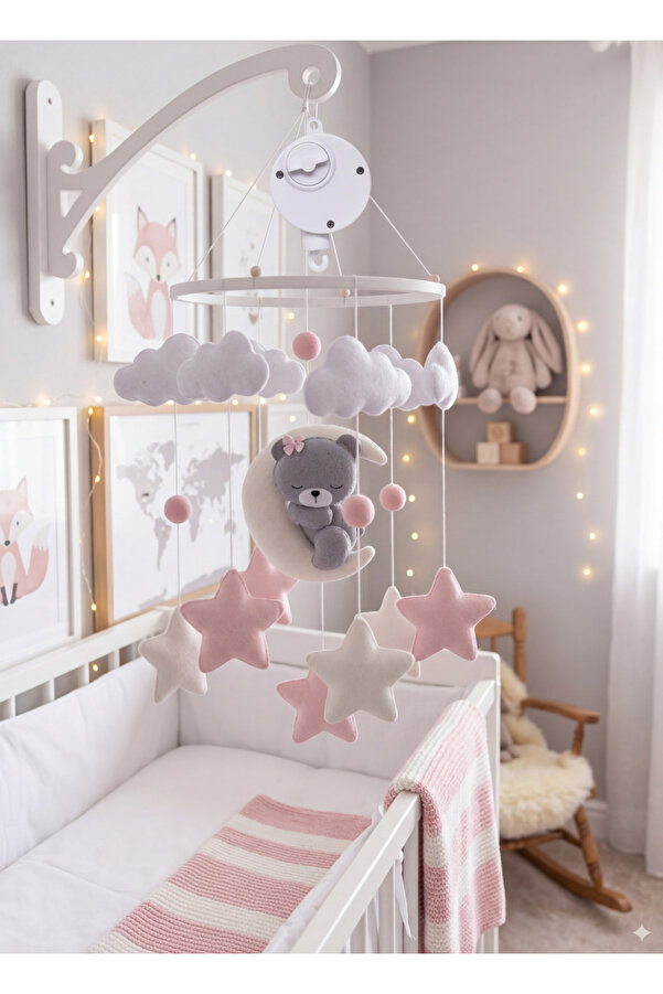 beberinos Müzikli Pembe Kremli Gri Ayıcık Bebek / Çocuk %100 El Yapımı Bebek Beşik Süsü Dönence