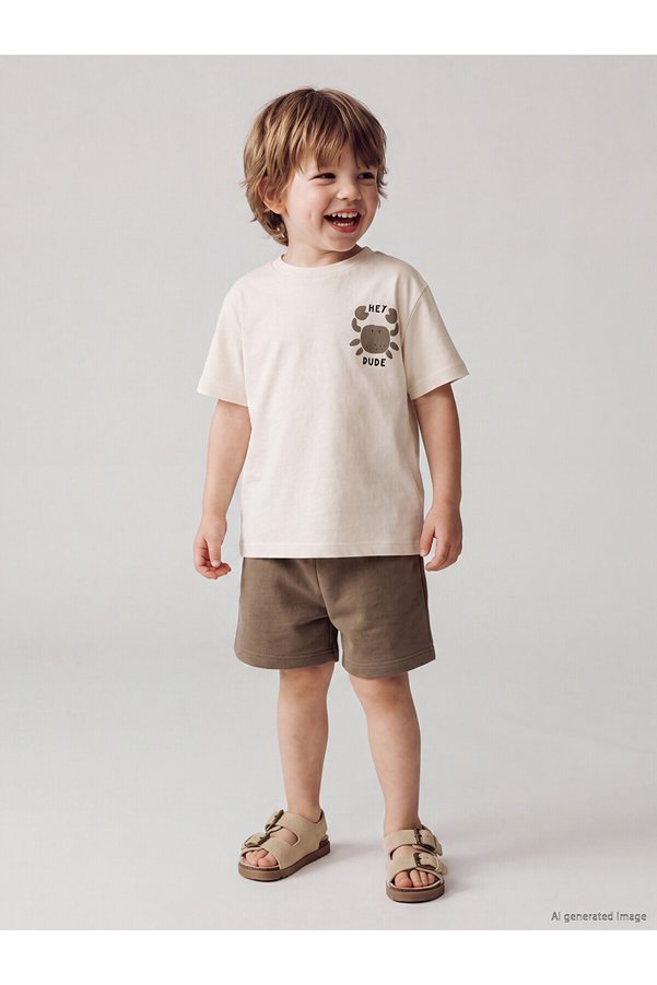 LC Waikiki Lcw Baby Ecru Printed Baby Boy T-Shirt and Shorts Set