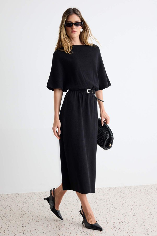 Trendyol Collection Black Belt Detailed Midi Knitwear Short Sleeve Dress Twoaw27El00003