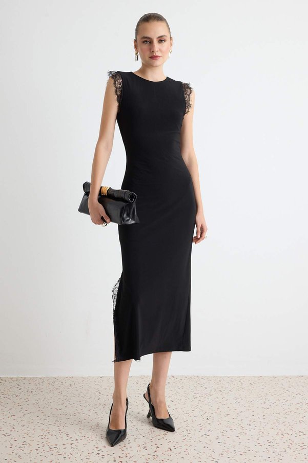 Trendyol Collection Black A-Line/A Bell Form Crew Neck Sleeveless Midi Stretch Lined Knitted Dress Twoaw27El00077
