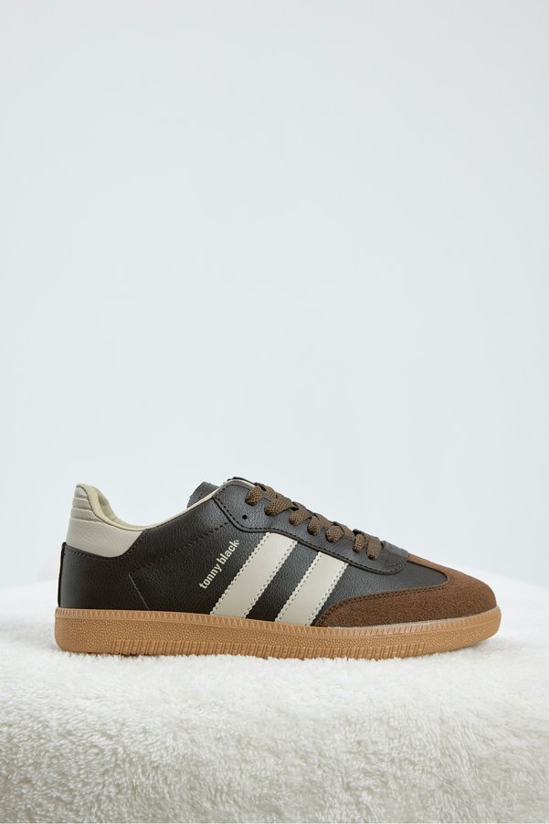 Tonny Black Unisex Brown Thermo Sole Lace-Up Sports Shoes with Side Stripes