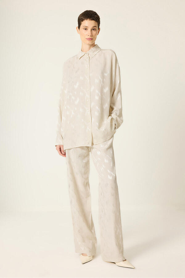 Touche Prive Jacquard Shirt Pants Set