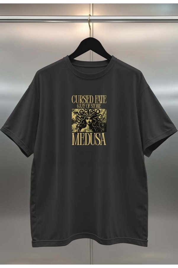 buzagi Medusa Digital Print Black and White Oversize Unisex T-Shirt