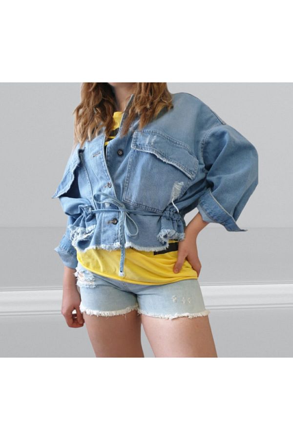 S A Collectionn Women s Short Loose Jeans Jacket with Bottom String Trendyol