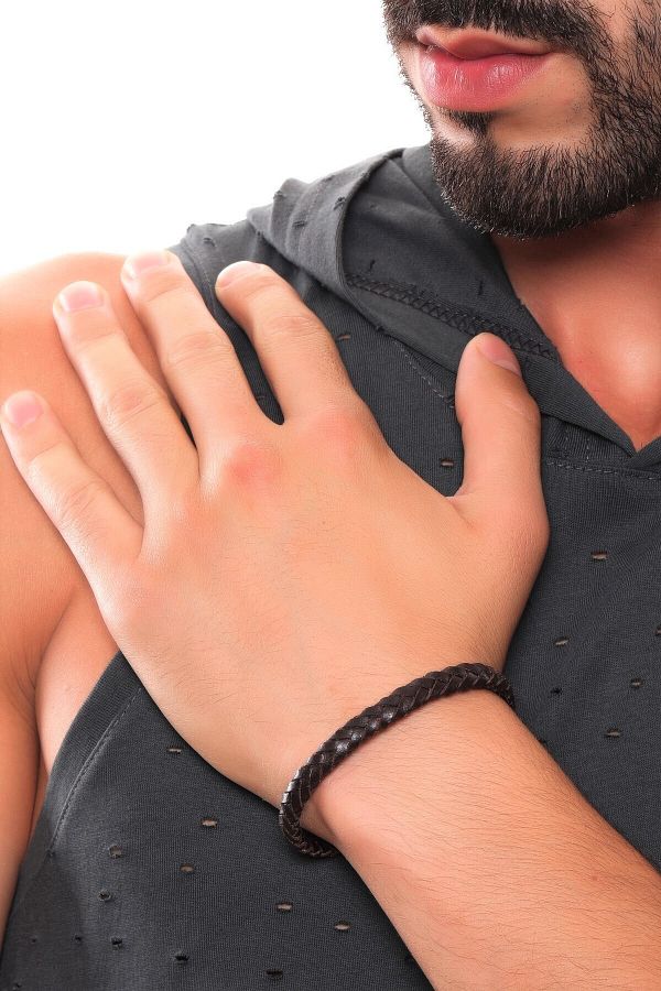 LABALABA-MEN'S BROWN FLAT KNIT LEATHER BRACELET 1