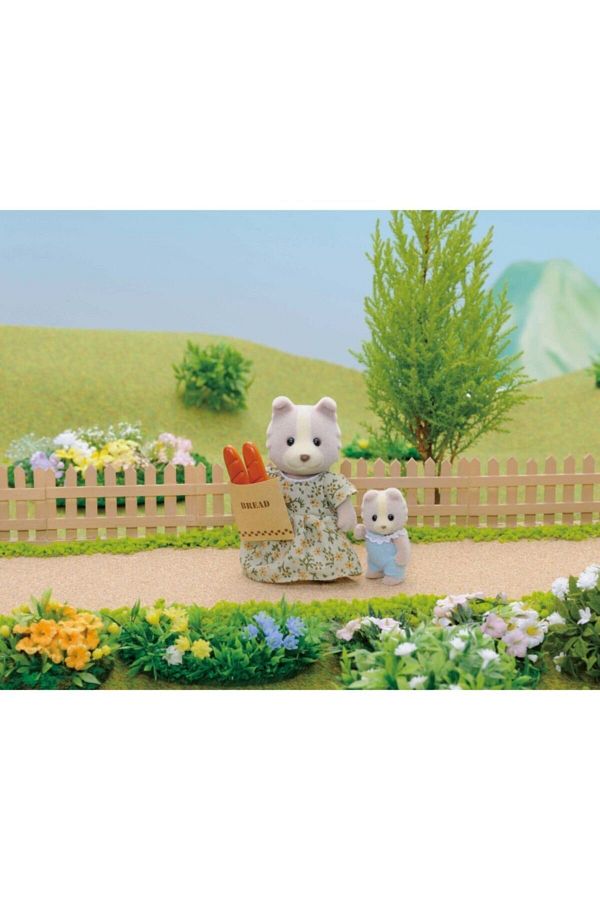 Sylvanian families cycling with mother cheap
