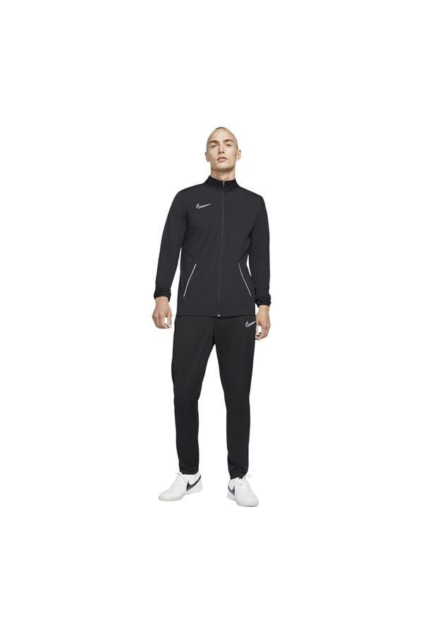 Nike shop tracksuit nike