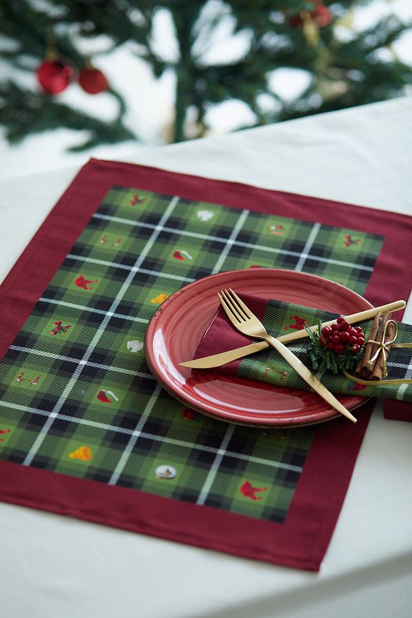 AYSHOME-Pack of 2 Green Checkered Lumberjack Pattern New Year Placemats 1