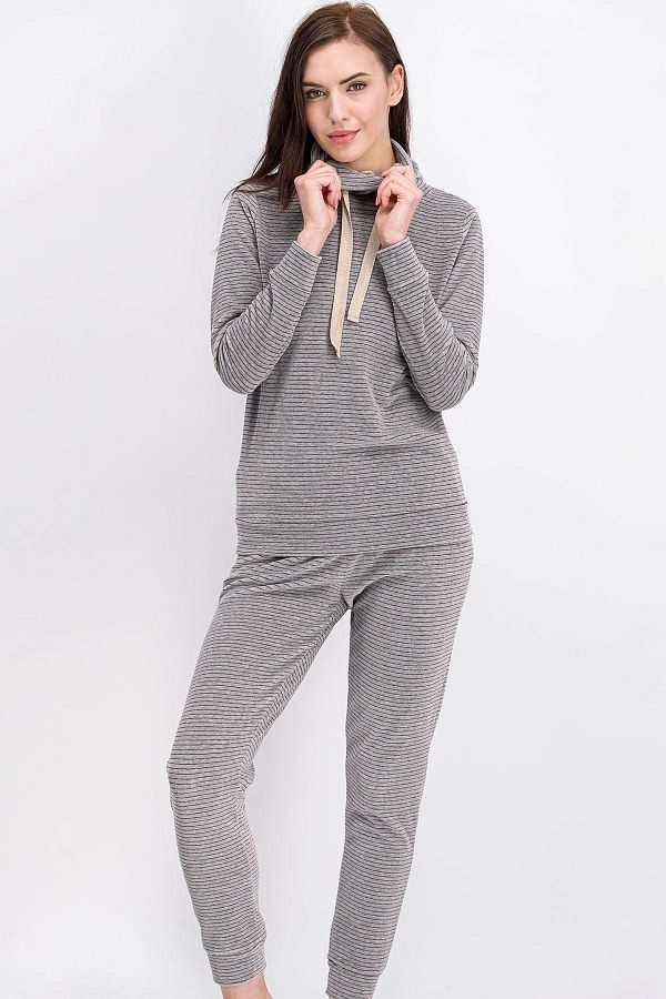Turtleneck pajamas 2025