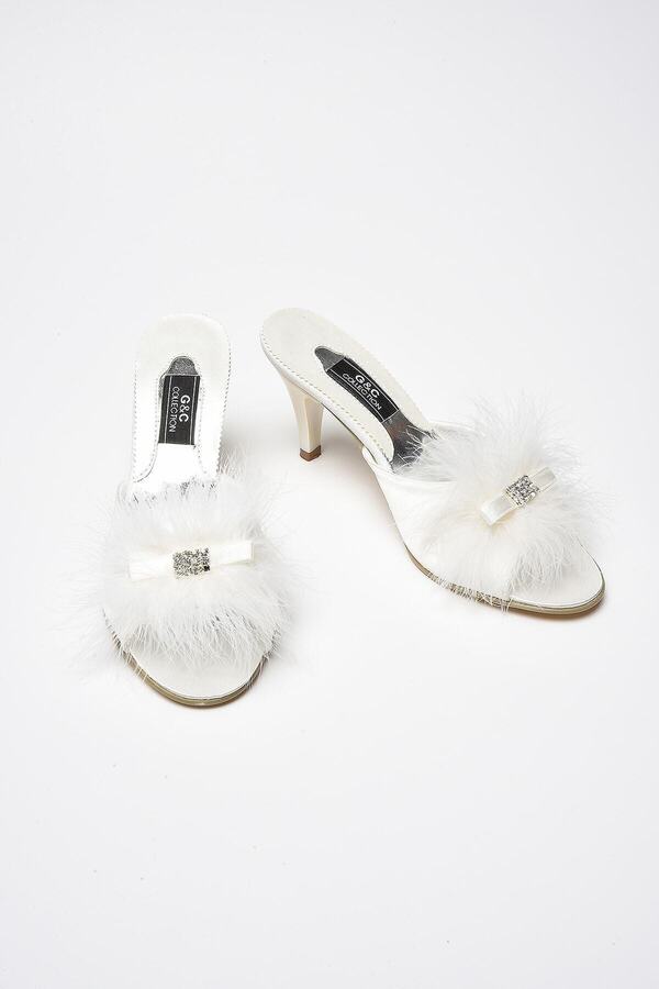 GC-Women's Ecru Bridal Slippers 1