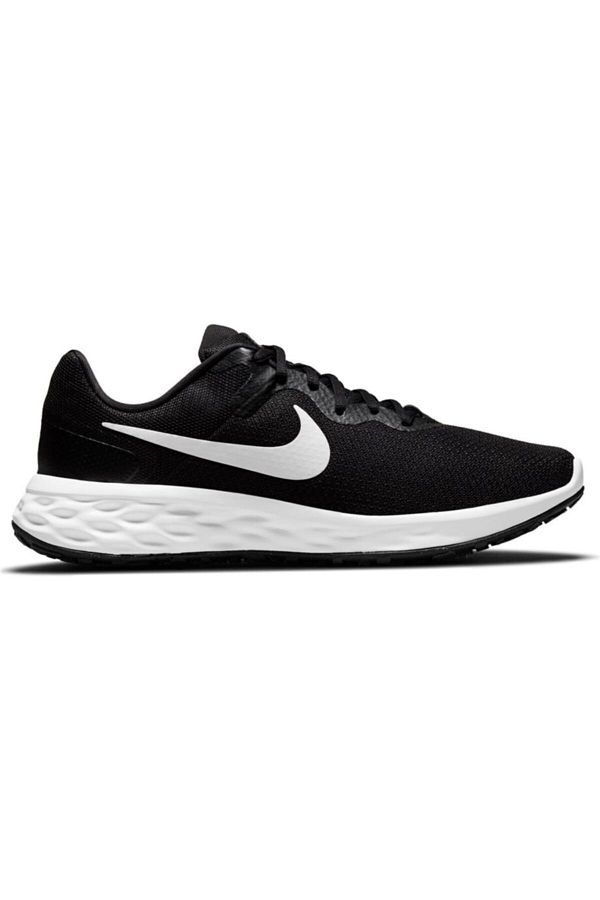 Nike flat trainers store