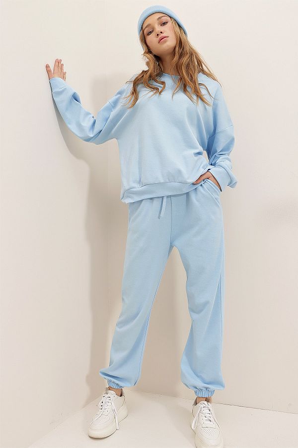 Trend Alacat Stili Women s Baby Blue Crew Neck Elastic Waist and Leg Two Thread Basic Tracksuit Set ALC 507 669 001 Trendyol