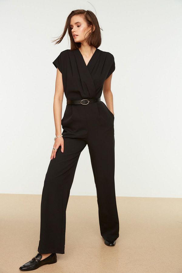 Trendyol Collection-Schwarzer gewebter Jumpsuit mit weitem Bein, zweireihigem Kragen, Gürtel und TWOSS21TU0004 1