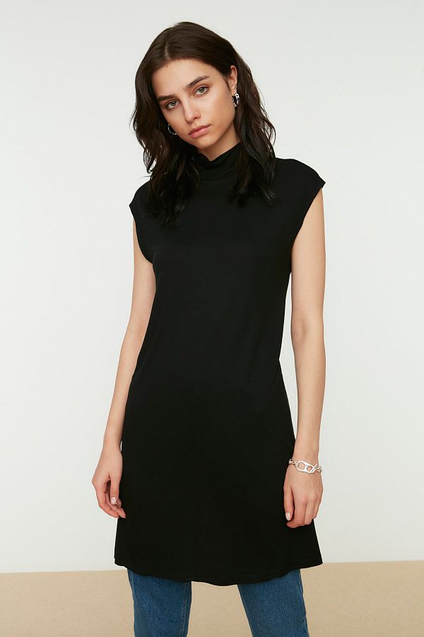 Trendyol Modest-Schwarze ärmellose Unterwäsche-Tunika aus Strick mit Stehkragen TCTSS21TN0249 1