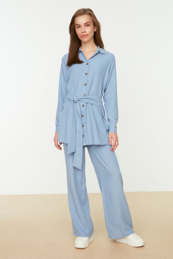 Trendyol Modest-Set cămașă-pantaloni Aerobin țesuți cu centură albastră TCTSS22US0067 1