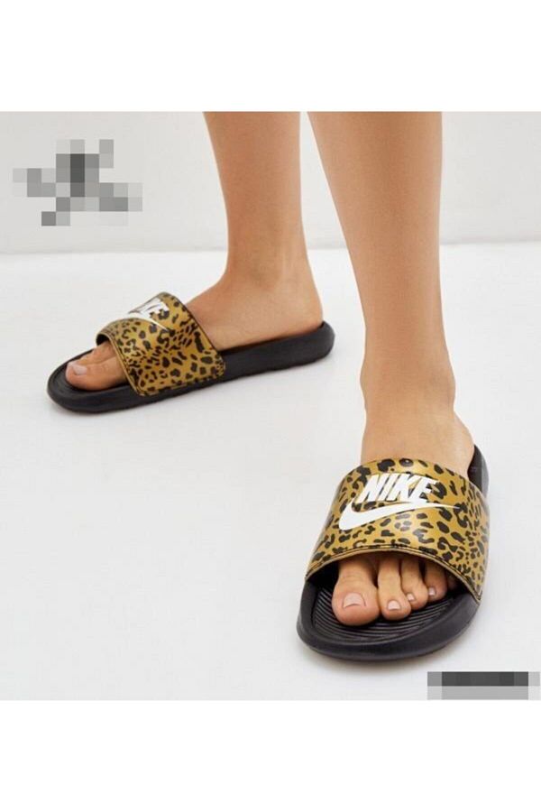 Nike leopard slippers shop