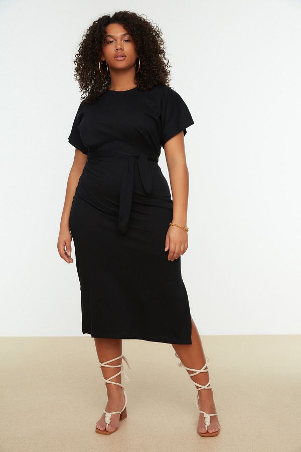 Trendyol Curve-Schwarzes Maxikleid in Übergröße – 100 % Baumwolle mit geradem Schnitt, Bindedetail und Schlitz TBBSS22EL1640 1
