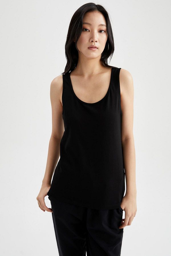 DeFacto-Fall In Love Regular Fit Basic Cotton Undershirt 1
