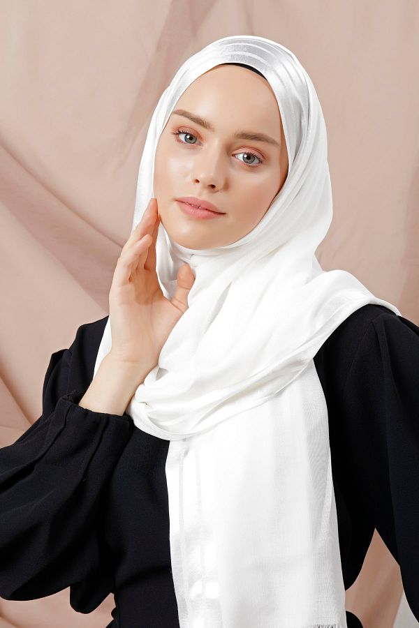 Saless Women s White Bursa Wrapped Shawl Trendyol