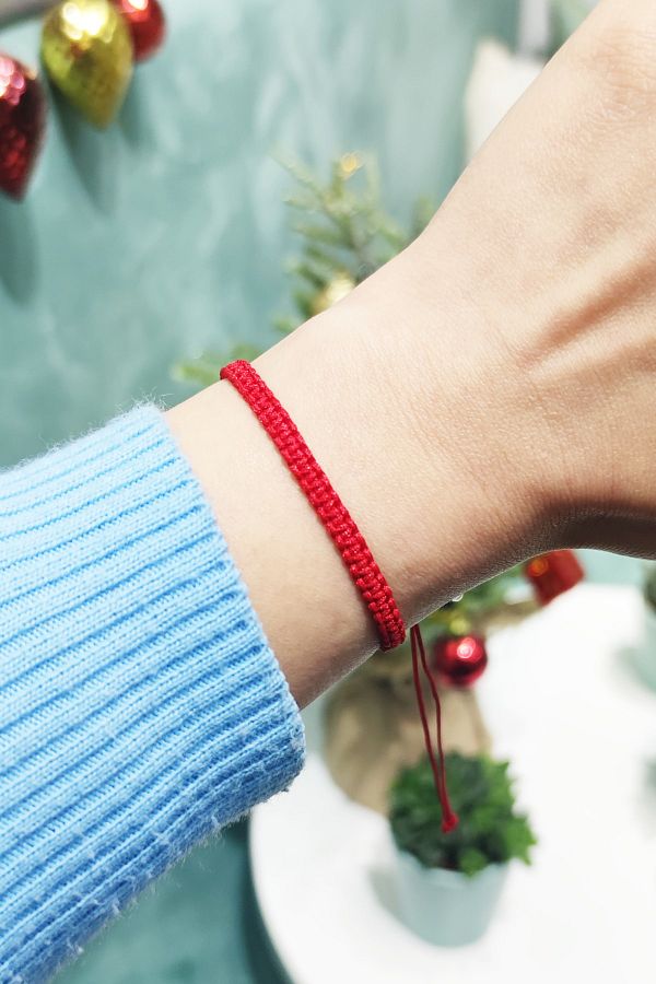 Parachute string bracelet on sale