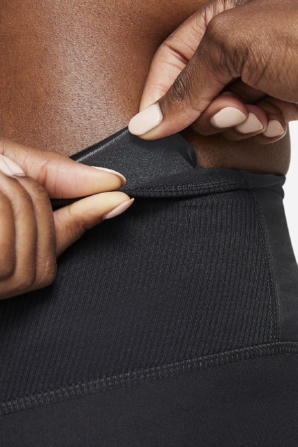 Nike power on sale pocket hyper